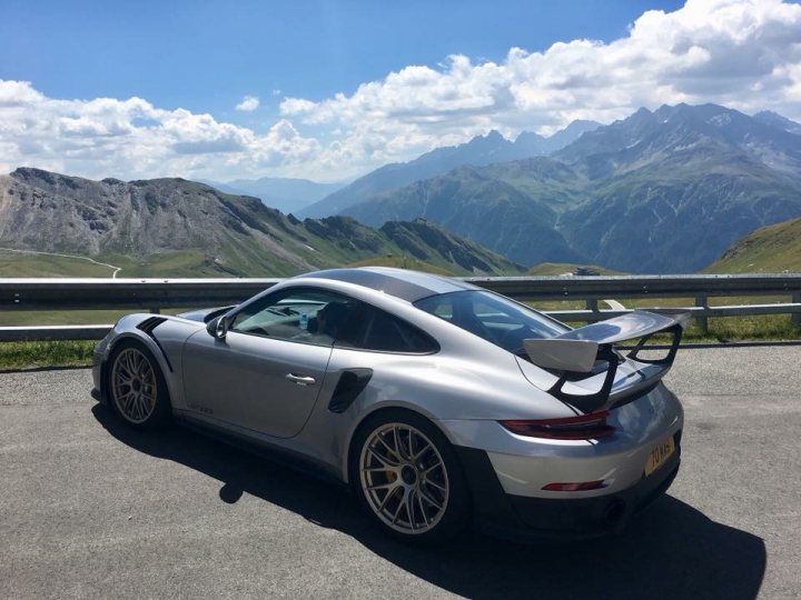 Porsche 911 GT2 RS: The Ultimate Road Review - Carfection - Page 1 - 911/Carrera GT - PistonHeads