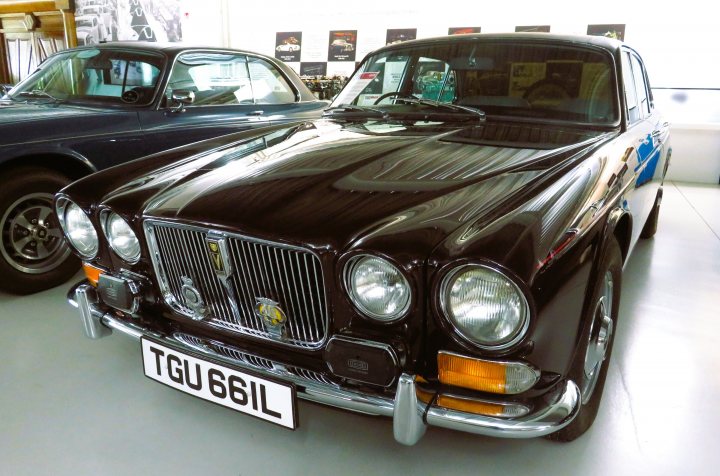 Nice Jag! - Page 1 - Classic Cars and Yesterday's Heroes - PistonHeads UK
