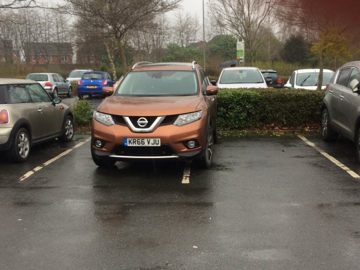 The BAD PARKING thread [vol4] - Page 88 - General Gassing - PistonHeads