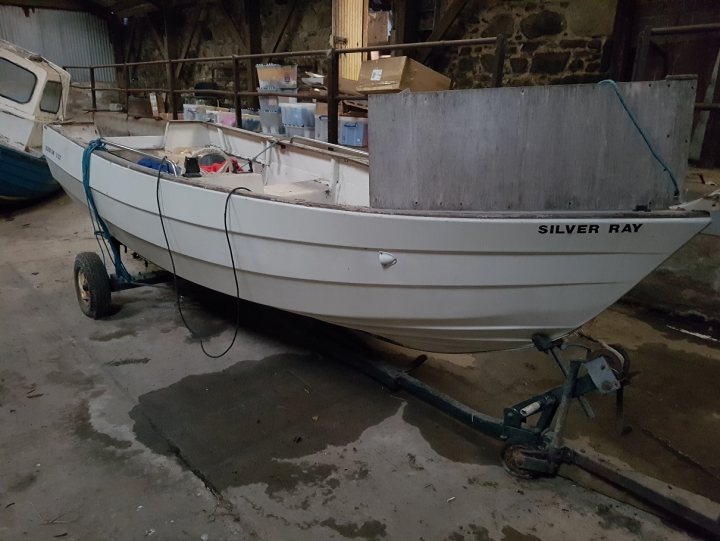 Boat identification help needed - Page 1 - Boats, Planes & Trains - PistonHeads