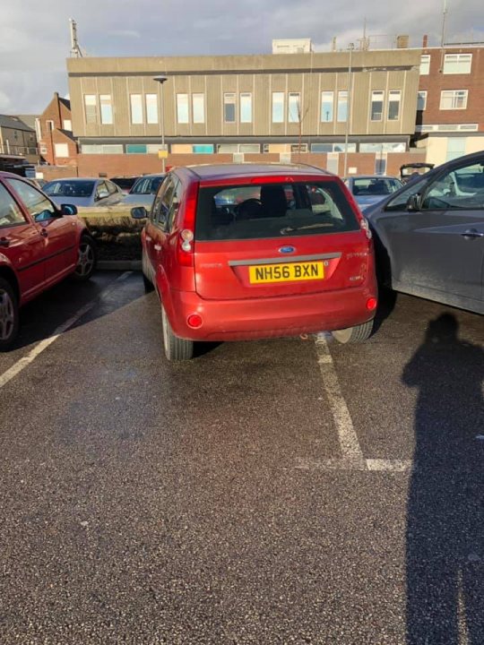 The BAD PARKING thread [vol4] - Page 173 - General Gassing - PistonHeads