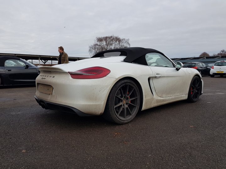 RE: Goodwood Sunday Service and track day 16-17/12 - Page 6 - Sunday Service - PistonHeads