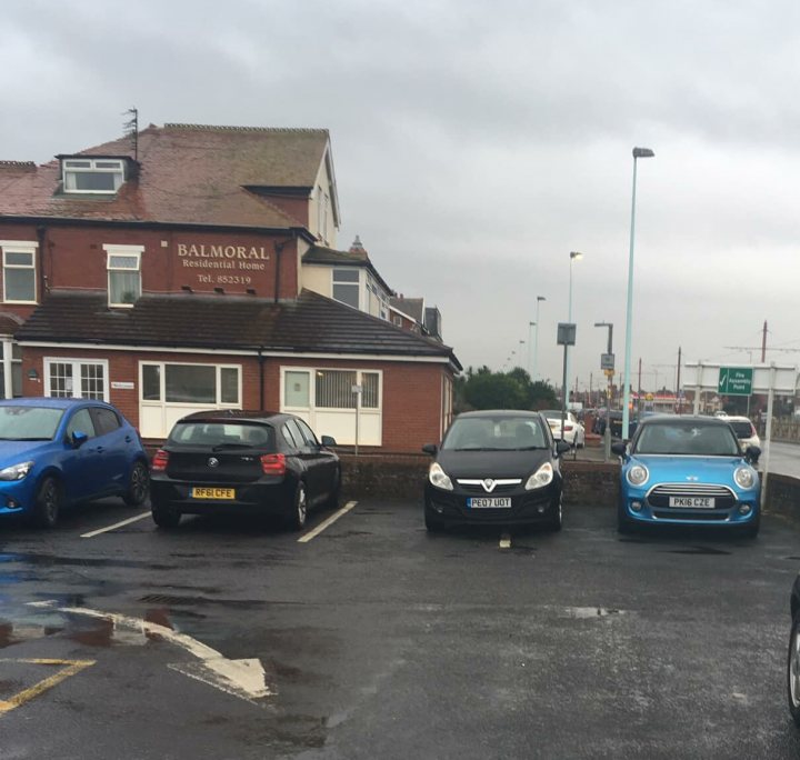The BAD PARKING thread [vol4] - Page 172 - General Gassing - PistonHeads