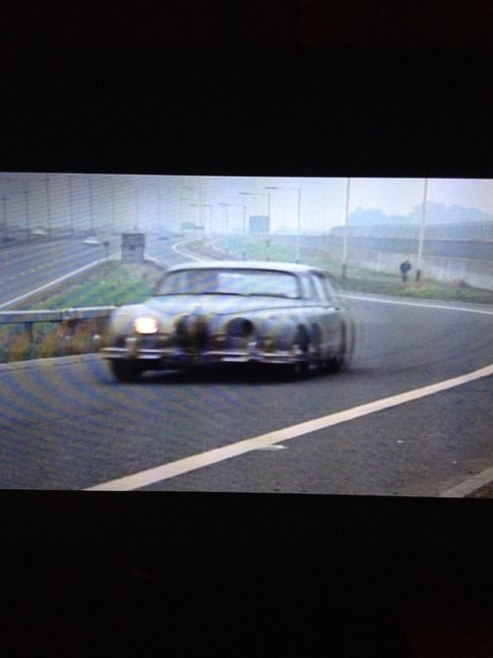 Where's the Withnail and I Jag Mk 2? - Page 1 - Classic Cars and Yesterday's Heroes - PistonHeads