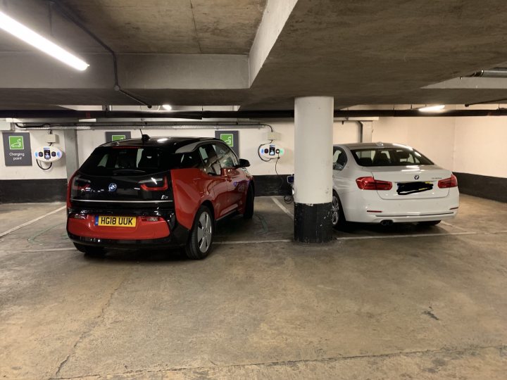The BAD PARKING thread [vol4] - Page 150 - General Gassing - PistonHeads