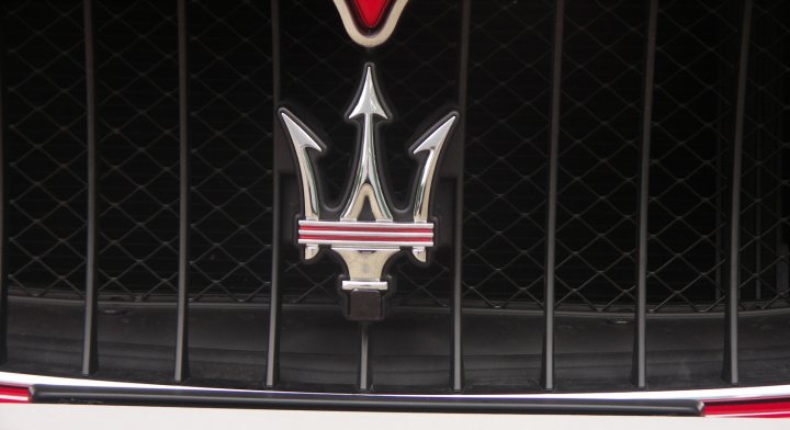 Vid Turismo Pistonheads Maserati Gran Plate Dsi Stinger