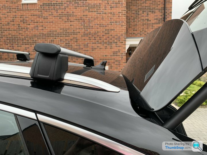 Halfords roof box online clamps